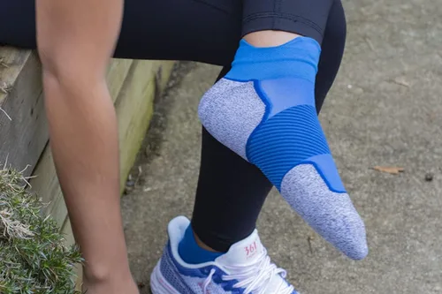 Vista 5 de OS1st AC4 Protección contra ampollas con doble pestaña Active Comfort Socks Punta reforzada