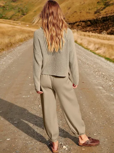 Vista 4 de ANRABESS Conjunto de dos piezas para mujer, de manga larga, tejido de punto, suéter de otoño, pantalones de gran tamaño, conjunto de chándal