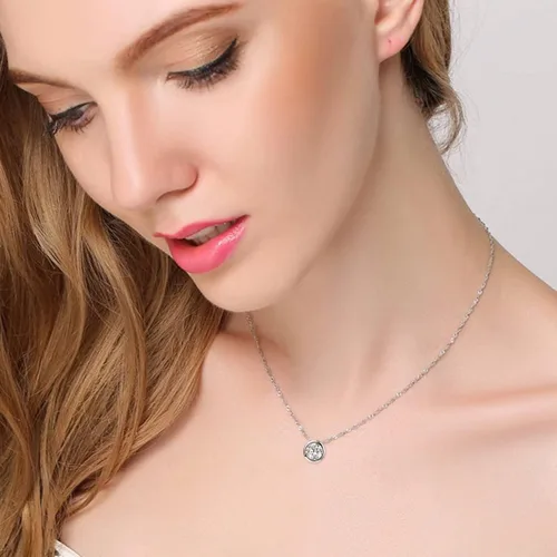 Vista 2 de EVER FAITH Gargantilla de plata de ley con circonita cúbica transparente para mujer