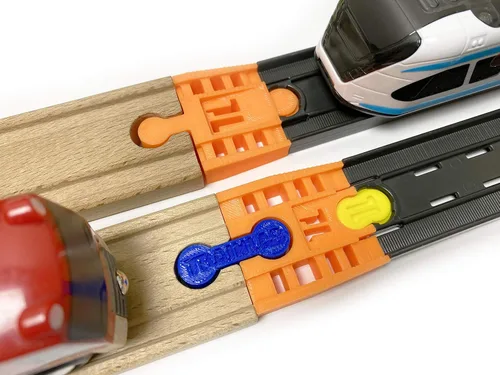 Vista 5 de TrainLab Adaptador compatible con Intelino J-1 Smart Train Tracks y Thomas Brio Wooden Railway (2 piezas) (NiteBrite)