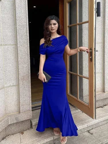 Vista 5 de YMDUCH Vestido de noche para mujer elegante sin mangas con hombros descubiertos entallado largo y formal