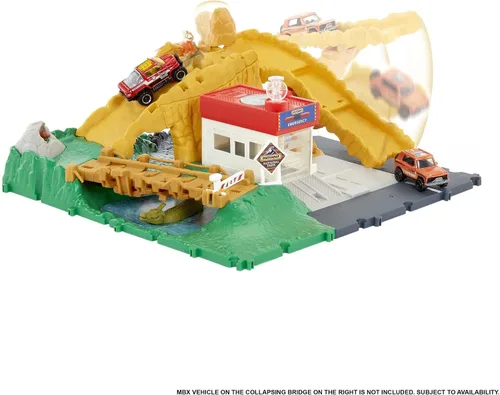 Vista 7 de Matchbox Action Drivers - Juego con múltiples áreas de juego - Puertas y luces de trabajo - Coche a escala 1:64 - Se conecta a otros juegos - Regalo