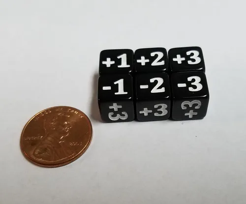 Vista 3 de Juego de 10 dados modificadores de estadísticas micro CCG negros para juegos como Magic: The Gathering (0.394 in)