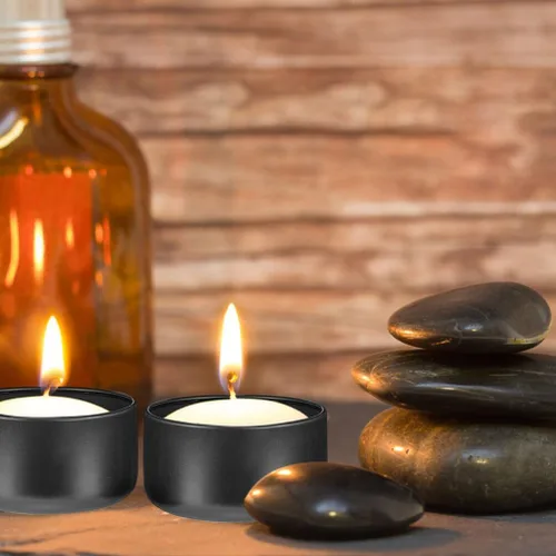Vista 5 de VILLCASE 24 tarros de velas para manualidades, velas de comida a granel, decoración de crema, recipientes de 2 onzas con tapas, latas con tapas