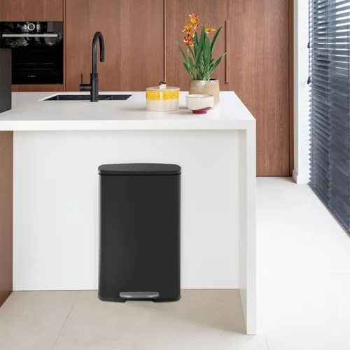 Vista 5 de Basurero de cocina con tapa para oficina, dormitorio, baño, cubo de basura con pedal a prueba de huellas dactilares, contenedor de basura de acero