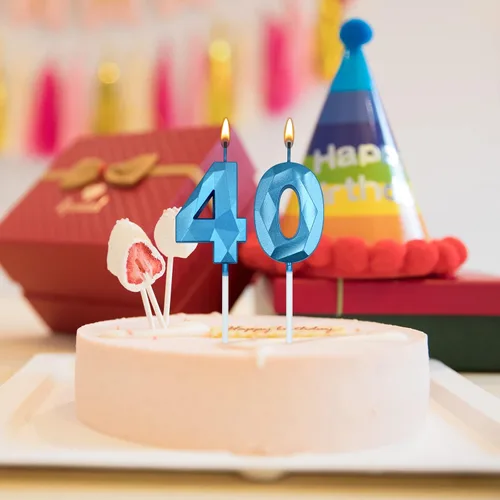 Vista 3 de Velas de 40 cumpleaños para pastel, vela azul número 40 en forma de diamante 3D, decoración de cumpleaños, suministros de fiesta para mujeres u
