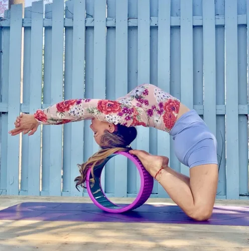 Vista 4 de HARTPOR Pantalones cortos de gimnasio para mujer, sin costuras, con contorno de glúteos, para yoga, atletismo, correr, deportes, ejercicio, fitness