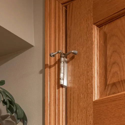 Vista 7 de Design House Tope de puerta con pasador de bisagra, níquel satinado