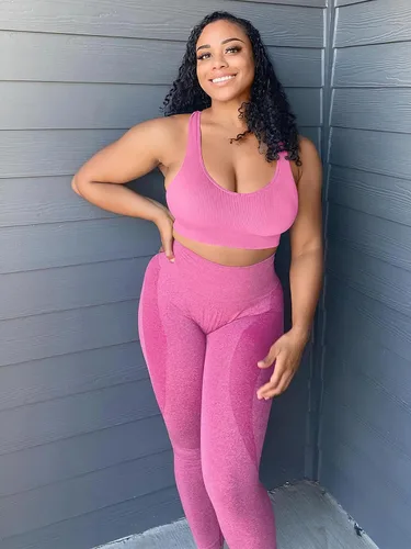Vista 109 de HIGORUN - Leggings sin costuras para mujer, moldeadores, con diseño gráfico de sonrisas, de cintura alta, para el gimnasio, yoga o hacer ejercicio