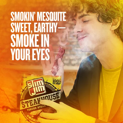 Vista 4 de Slim Jim - Tiras de carne ahumada, sabor a mezquite ahumado, 0.28 oz de proteína por porción, 3.15 onzas (1 unidad)