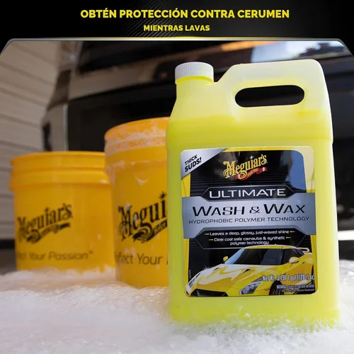 Vista 2 de Meguiar's Ultimate Wash and Wax, jabón y cera de lavado de autos limpia y brilla en un solo paso, brilla y protege con un limpiador de pintura