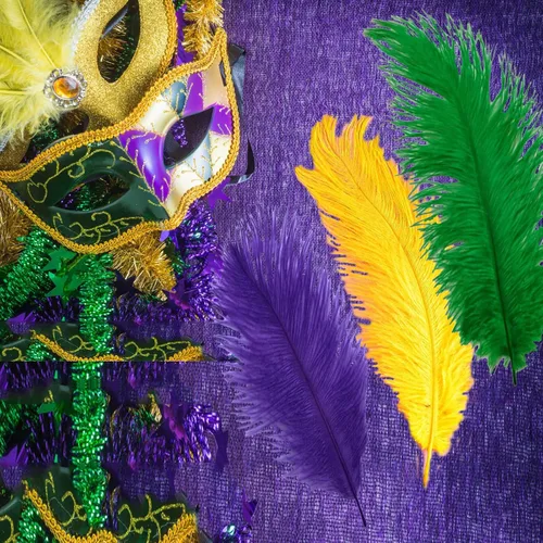 Vista 3 de 12 plumas de Mardi Gras de 10 a 12 pulgadas para manualidades, plumas de avestruz coloridas moradas, verdes, doradas para Mardi Gras, manualidades