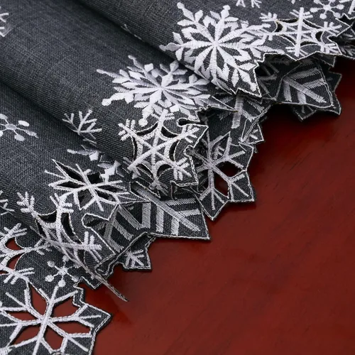 Vista 3 de Caminos de mesa bordados de copos de nieve grises para Navidad e invierno (gris, 14 x 69 pulgadas)