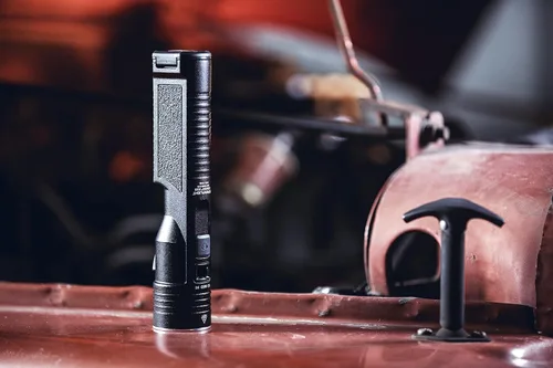 Vista 5 de Streamlight 78131 Stinger 2020 Linterna profesional recargable de 2000 lúmenes con 120 V CA/12 V CC 1 cargador de soporte, azul