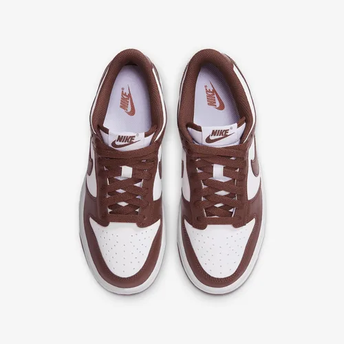 Vista 408 de Nike Kid's Dunk Low Sneaker