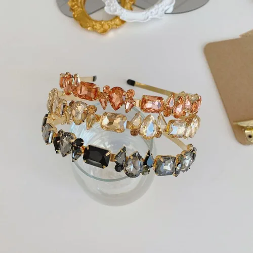 Vista 2 de Wiwpar Diademas finas de diamantes de imitación para mujer, bandas elásticas para la cabeza con diamantes de imitación vintage, accesorios