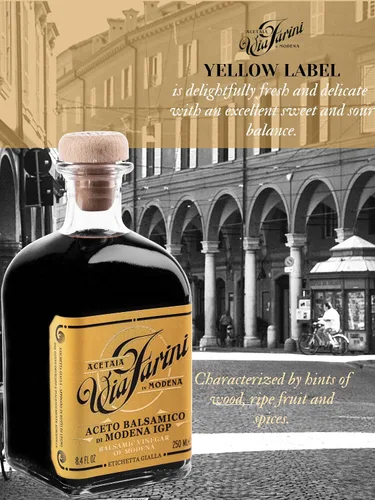 Vista 2 de Via Farini Yellow Label Aceto Balsamico Di Modena IGP Vinagre de vino balsámico italiano envejecido 8.45 onzas líquidas con caja de regalo