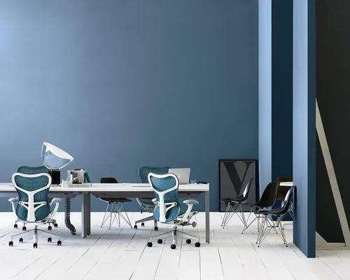 Vista 3 de Herman Miller Silla Mirra 2 - Limitador de inclinación y ángulo del asiento, respaldo de mariposa