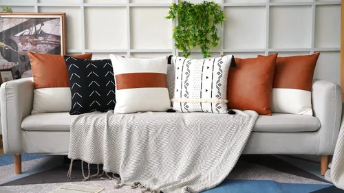 Vista 8 de Tosewever Juego de 4 fundas de almohada geométricas bohemias de 18 x 18 pulgadas, fundas de almohada de algodón de piel sintética a rayas modernas