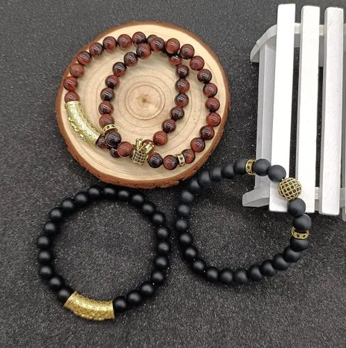 Vista 7 de Juego de 4 pulseras de 0.315 in con corona King para hombres y mujeres, ojo de tigre, negro mate, ónix mate, cuentas de piedra natural