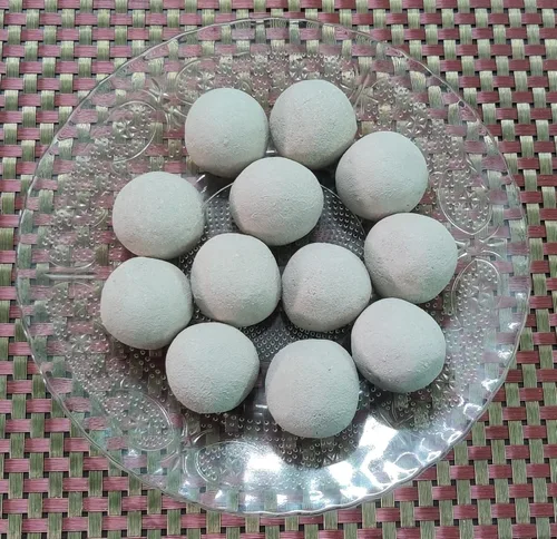 Vista 2 de Bolas de arcilla gris 200 GMS (7.05 oz)