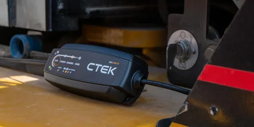 Vista 8 de CTEK 40-658 NXT 5 Cargador de batería y mantenedor completamente automático de 4.3 amperios 12V