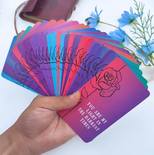 Vista 4 de Mazos de Cartas de Oráculo Amor Divino, 64 Cartas de Tarot de Llamas Gemelas, mazos de cartas de oráculo con significados en ellos, Explora temas