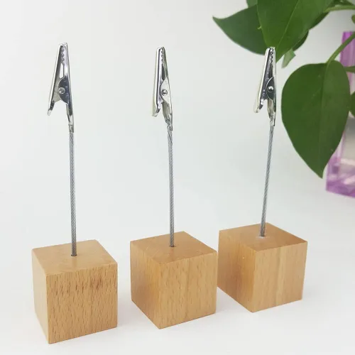 Vista 5 de 10 soportes de madera para clips de notas con base de cubo, soportes para tarjetas de números, soportes para tarjetas de números, soportes de clip