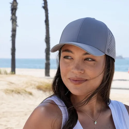 Vista 10 de Ultra Performance Water-Resistant UPF 50 Baseball Hat Golf Boat Beach Lake Workout Everyday Men and Women
