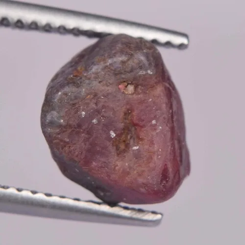 Vista 3 de Piedra mineral natural de espinela roja, piedra preciosa suelta certificada de espinela áspera de 5,50 quilates, gema suelta de cristal curativo