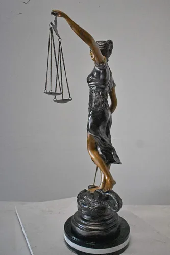 Vista 6 de Lady Justice Estatua de Bronce Montada en Mármol - Tamaño: 14" L x 16" W x 32" H.