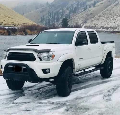 Vista 4 de Lightronic WV194056 - Protector de lluvia deflector de ventana lateral en canal, humo oscuro, juego de 4 piezas, se adapta a Toyota Tacoma 2005-2015