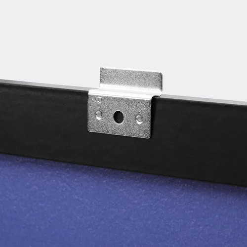 Vista 4 de Amazon Basics Pizarra magnética de borrado en seco, 35 pulgadas de ancho x 23 pulgadas de alto, marco de madera negro Negro/Blanco