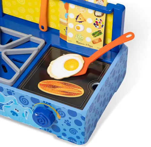 Vista 3 de Melissa & Doug Blue's Clues & You! Juego de cocina de madera (42 piezas)