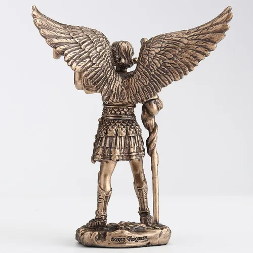 Vista 4 de Veronese Design - Figura de resina en miniatura de arcángel Gabriel de 3 1/2 pulgadas