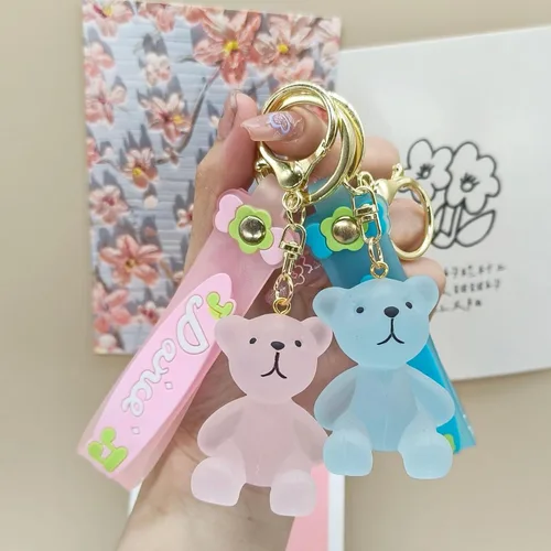 Vista 3 de Llavero de resina con diseño de oso para llaves de coche, accesorios de mochila, regalo de decoración para mujeres y niñas