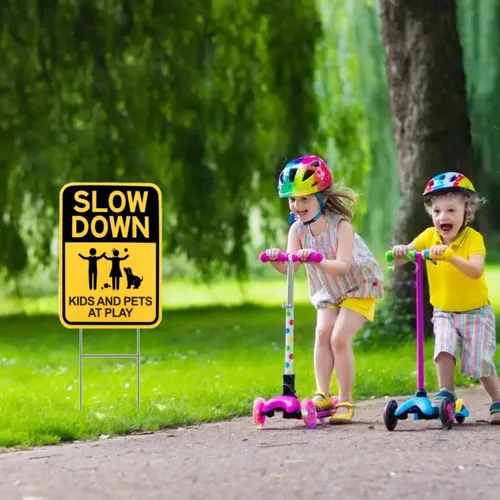 Vista 6 de Letreros de "Slow Down" con estaca en H, 16 x 12 pulgadas, letrero de juego para niños y mascotas en los barrios de la calle, letreros de seguridad