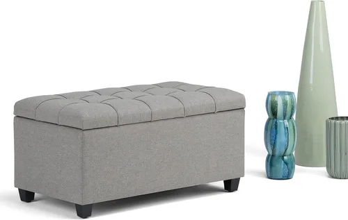 Vista 3 de SIMPLIHOME - Otomana Shiloh de cuero vegano de 48 pulgadas de ancho en color marrón castaño Otomana de transición con tapa capitoné y elevable