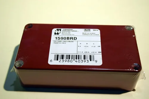 Vista 13 de Hammond Manufacturing 1590B DIECAST Caja 4.4X2.3X1.1 Plateado
