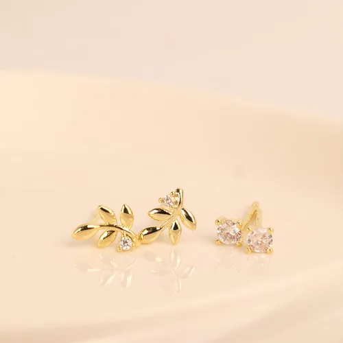 Vista 6 de Sonateomber Aretes grandes de oro para mujer, diseño de perlas gruesas y modernas, circonita cúbica, boda, novia, graduación, vacaciones, joyería