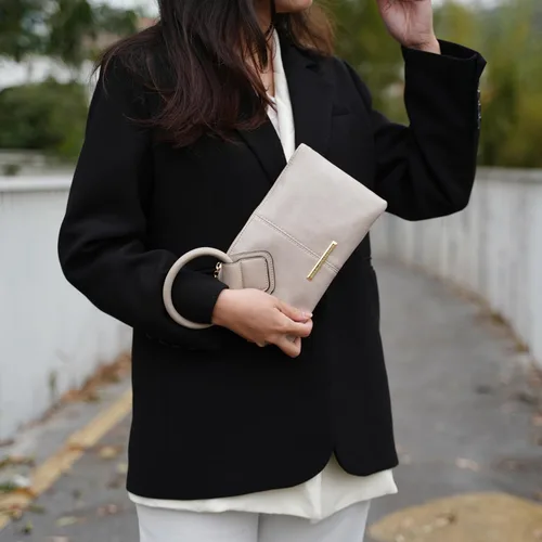 Vista 2 de MKF Collection Mia K - Cartera de mano para mujer, bolso pequeño negro con asa circular