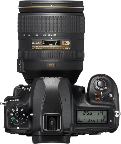 Vista 6 de Nikon D780 con AF-S NIKKOR 24-120mm f/4G ED VR