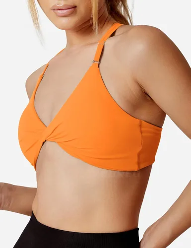 Vista 4 de YEOREO Sujetador deportivo acolchado con espalda cruzada para mujer, camiseta sin mangas de bajo impacto medio para yoga
