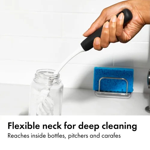 Vista 2 de OXO Good Grips Bottle Brush, Dual-Bristle Cleaning for Bottles, Pitchers and Carafes, Flexible Neck Scrub Brush, Safe for Stemware and Delicate