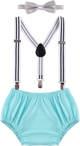 Vista 26 de Conjunto de ropa para festejar el primer cumpleaños de bebés, calzón pañalero con tirantes y corbata de moño. Beige & Blue