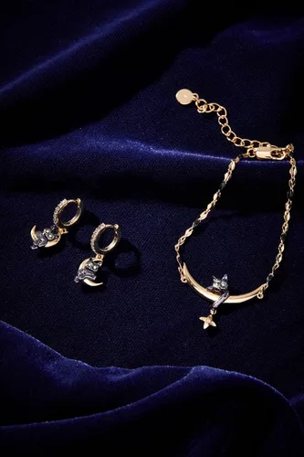 Vista 6 de Alex and Ani Celestial Bracelets with Sculptural Silhouette, Nickel-Free Design, Whimsical Accessory