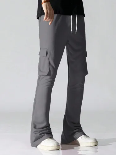 Vista 3 de GORGLITTER Pantalones cargo para hombre con cordón en la cintura, pantalones deportivos apilados Y2K con bolsillos con solapa y pierna ancha