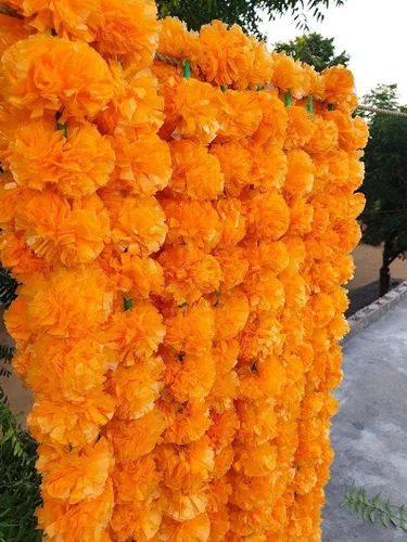 Vista 4 de Guirnalda de caléndula para decoración de flores artificiales de caléndula de 5 pies de largo, decoración india para Pooja, boda, Navidad, eventos