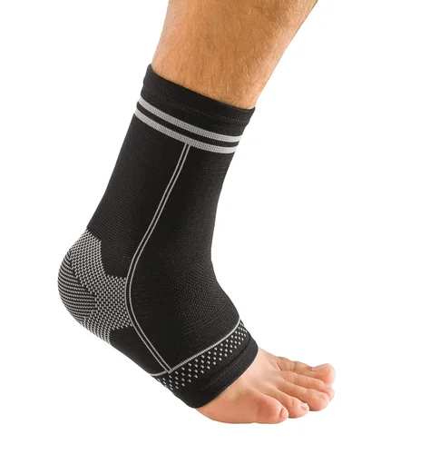 Vista 3 de MUELLER Sports Medicine Manga de Soporte de Tobillo con Estiramiento en 4 Direcciones, Soporte para Alivio del Dolor de Tobillo para Hombres