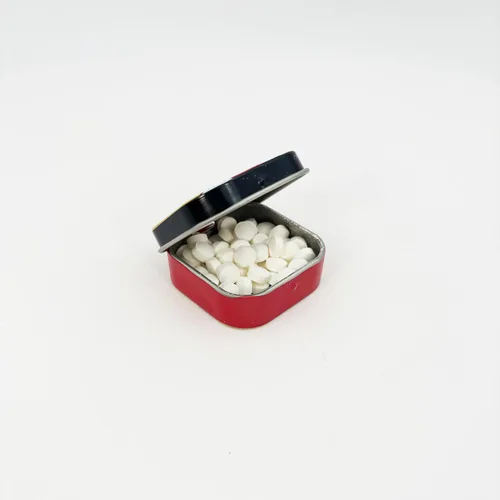 Vista 6 de The Unemployed Philosophers Guild Freddie Mercury's Peppermints Fit For a Queen Breath Mints, 1 lata, peso neto 4 oz (12 g)